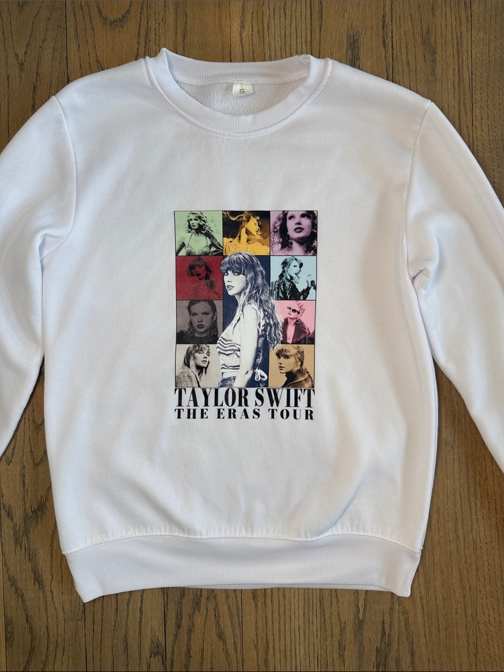 Taylor Swift White Screenprint Eras Tour Pullover Sweatshirt Size Small - Picture 2 of 10